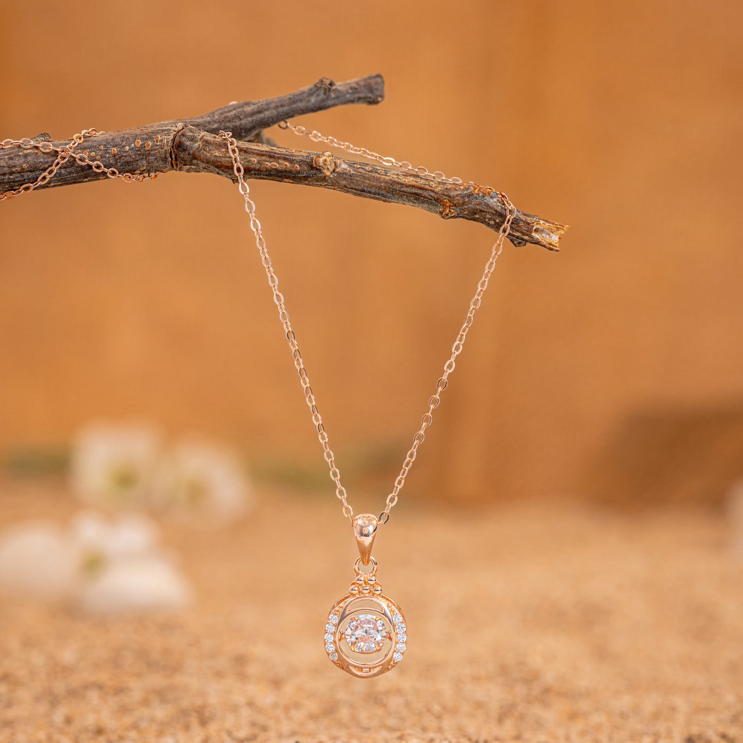 The Aura Solitaire Pendant