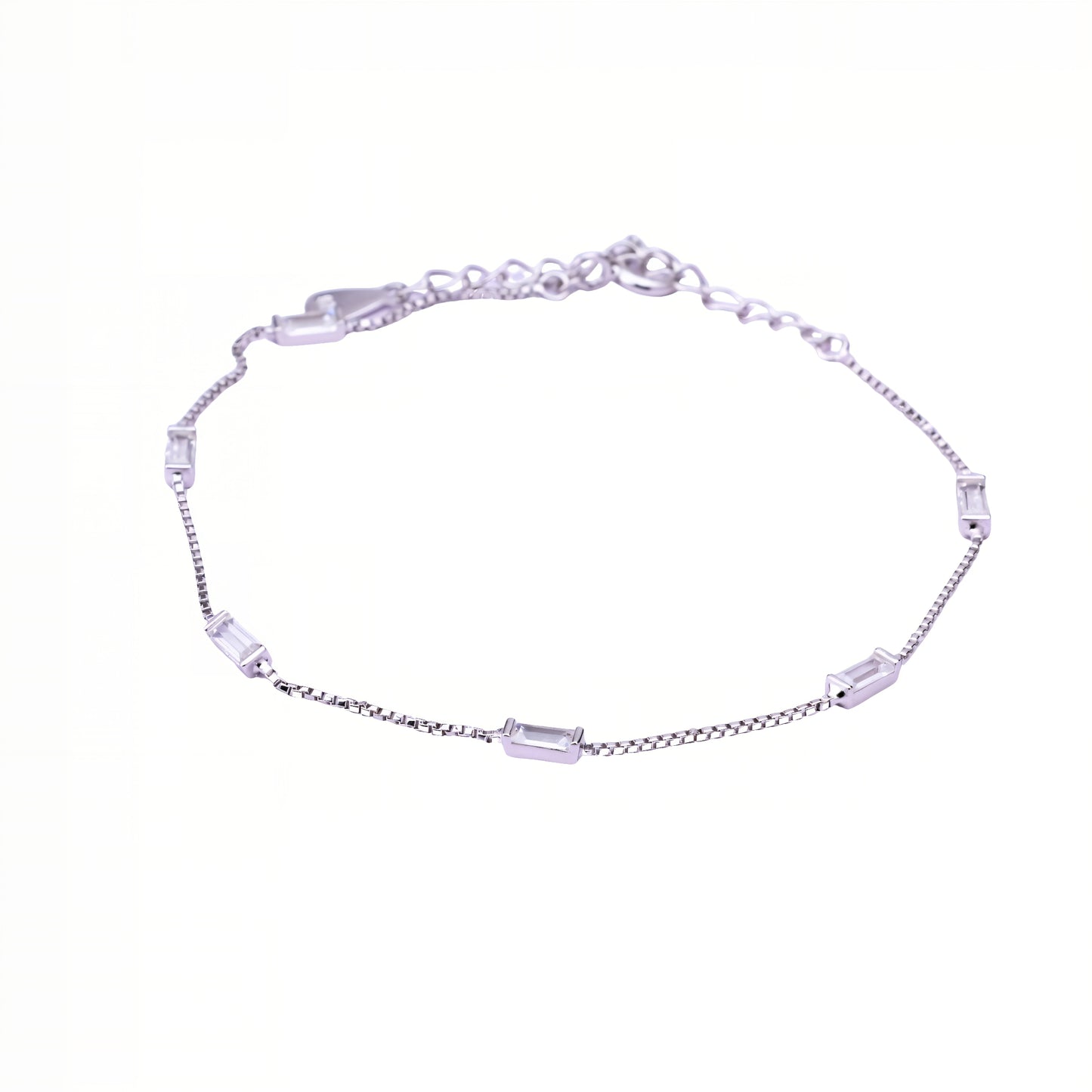 The chain of diamonds