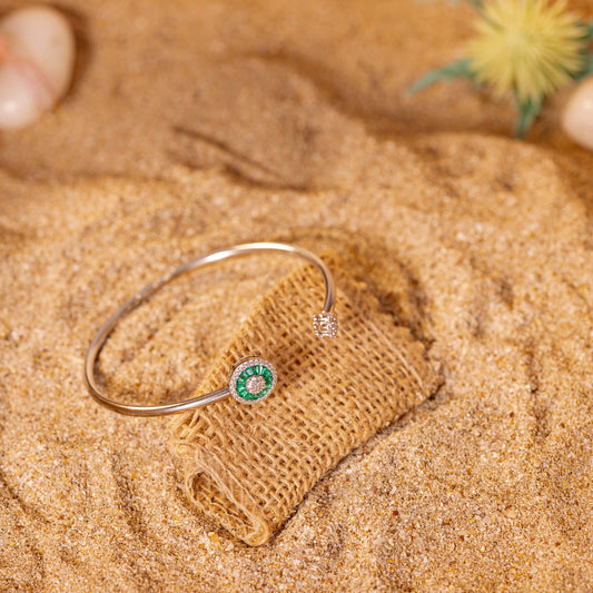 Emerald Starburst Bracelet
