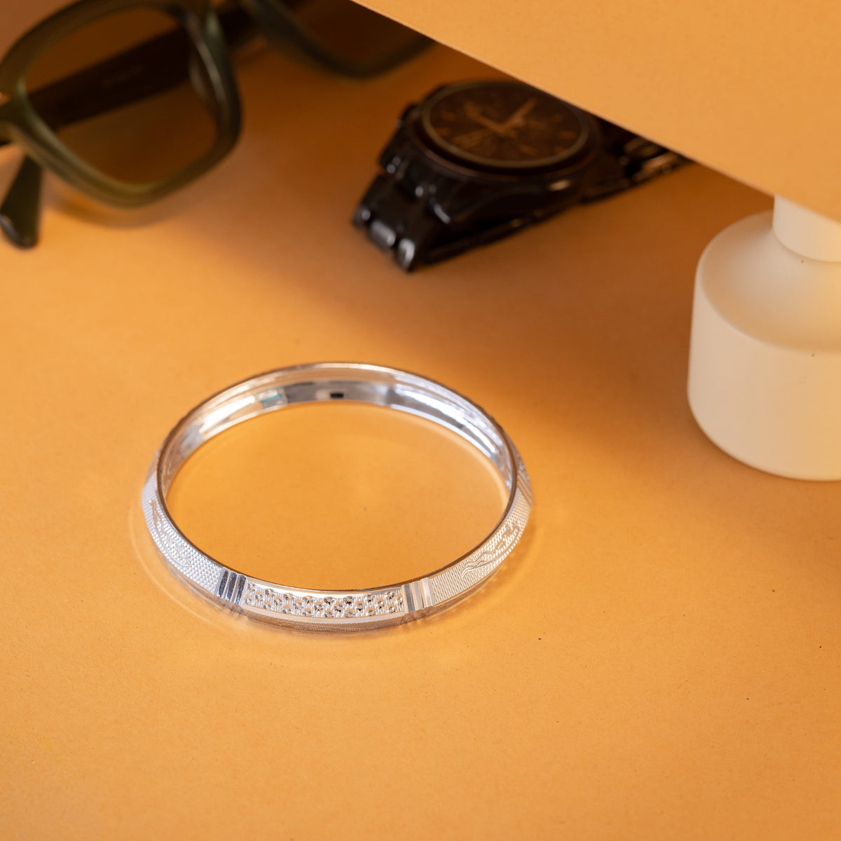 The Jaguar Crest Kada