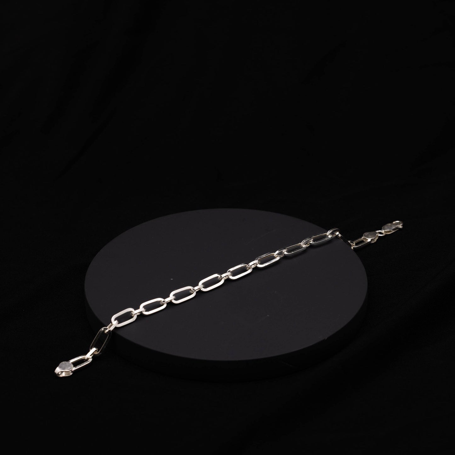 The Minimal Link