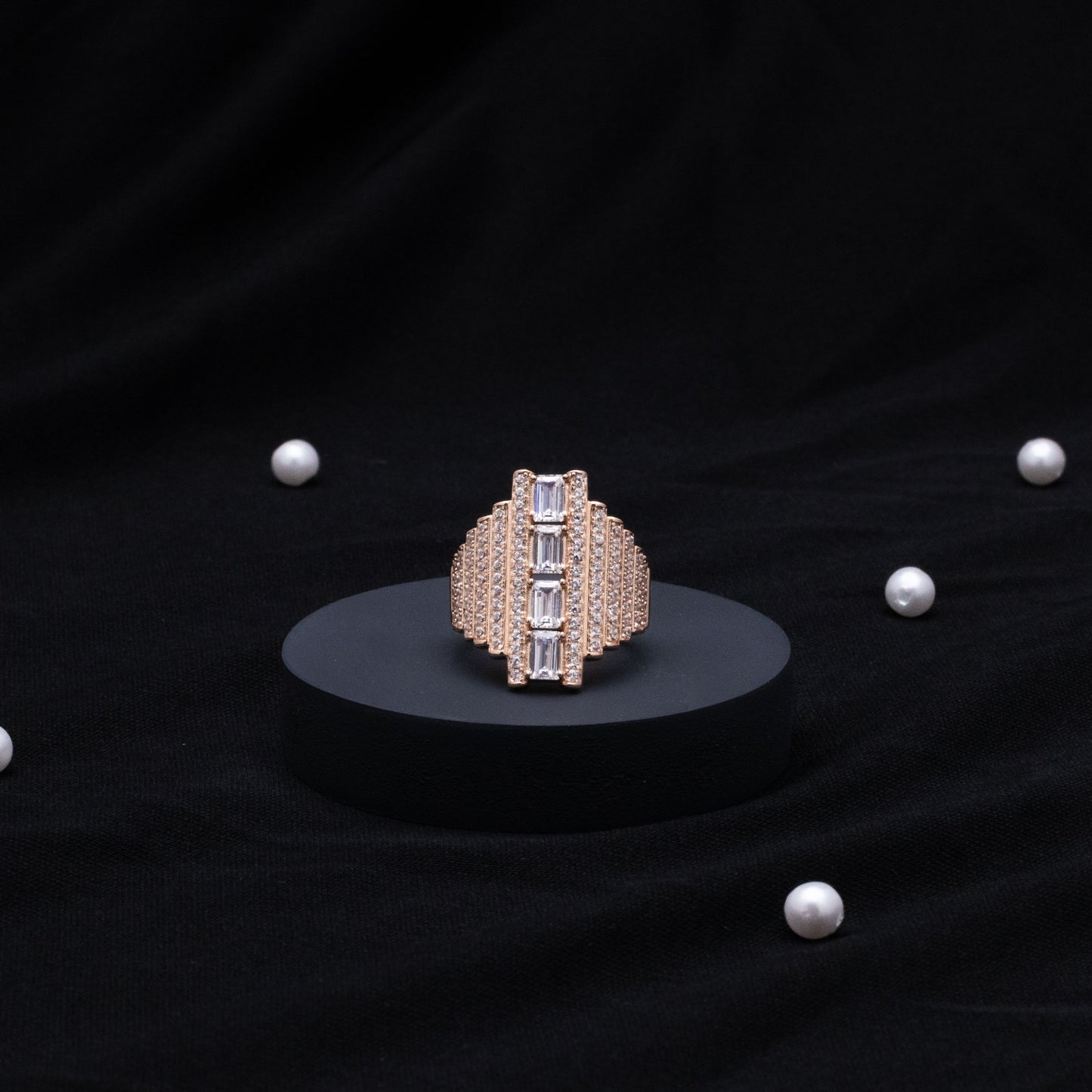 Manhattan Step Ring
