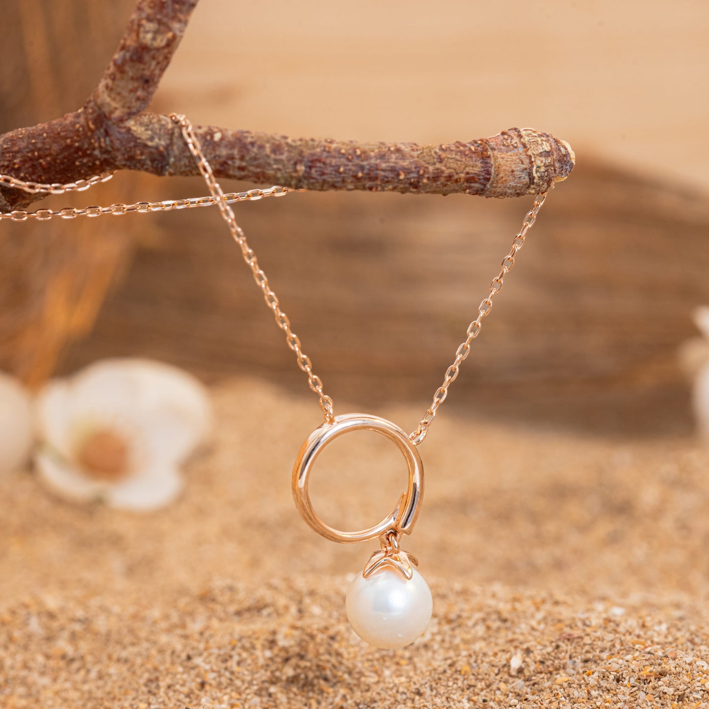 Elixir Hoop & Pearl Necklace