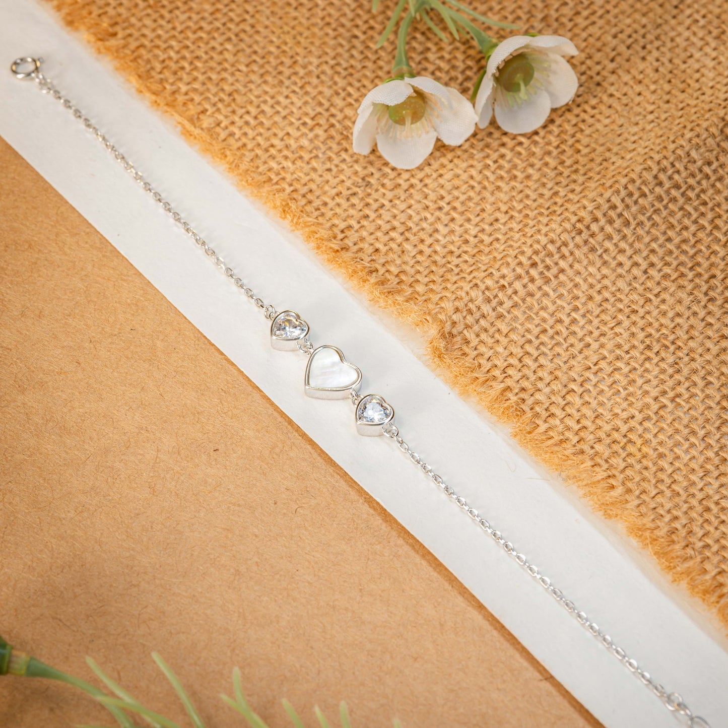 Amour Mother of Pearl Link