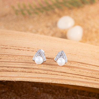 Pearl Élan Studs