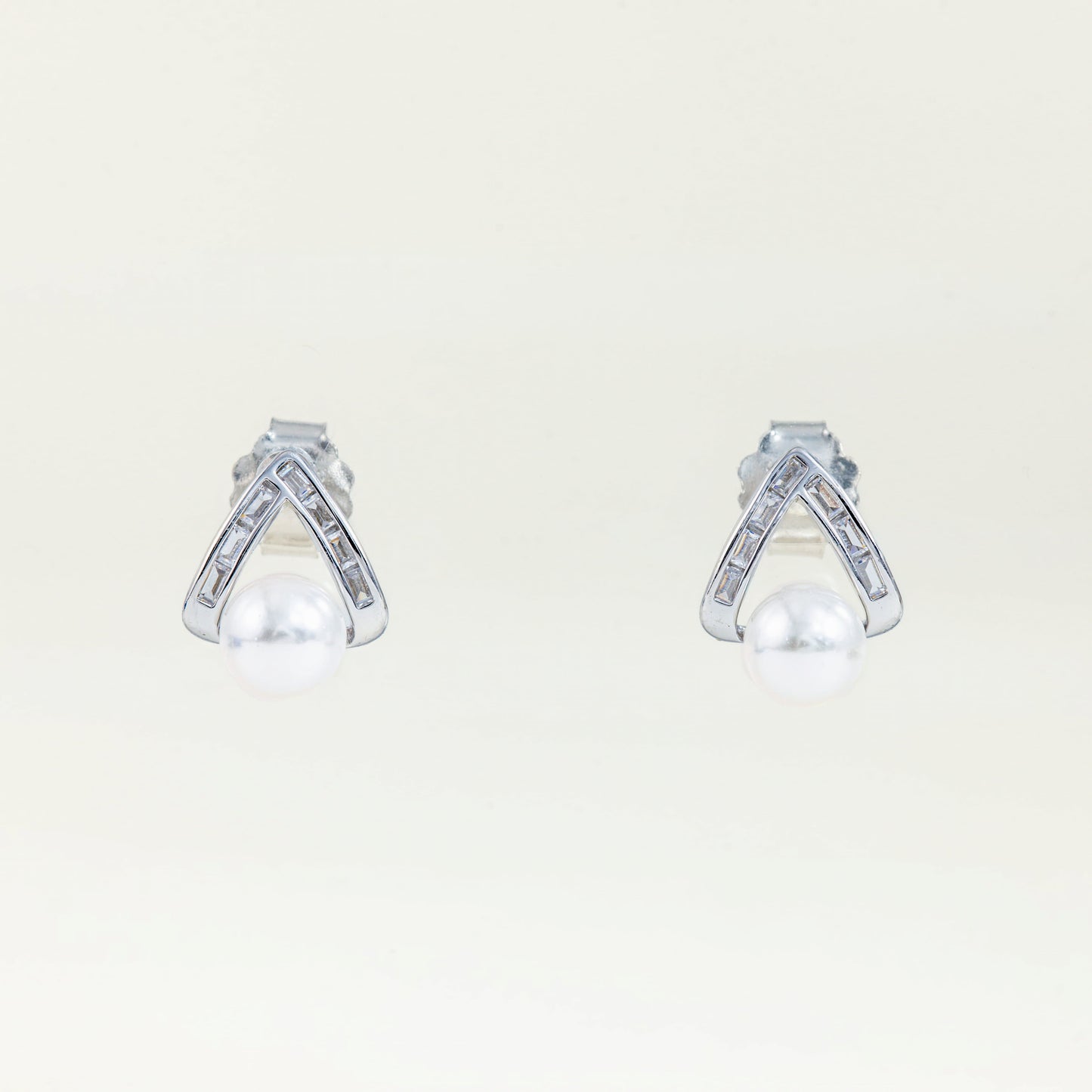 Pearl Élan Studs