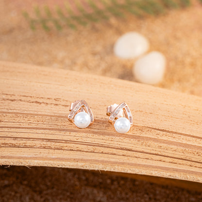 Pearl Élan Studs