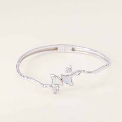 Petal MOP Bracelet
