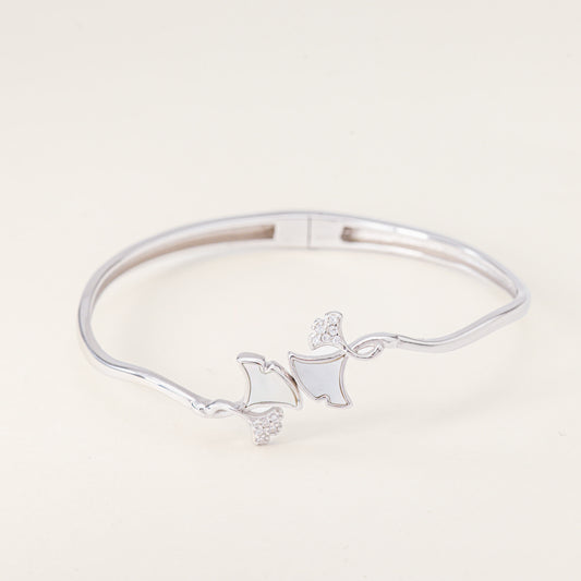 Petal MOP Bracelet