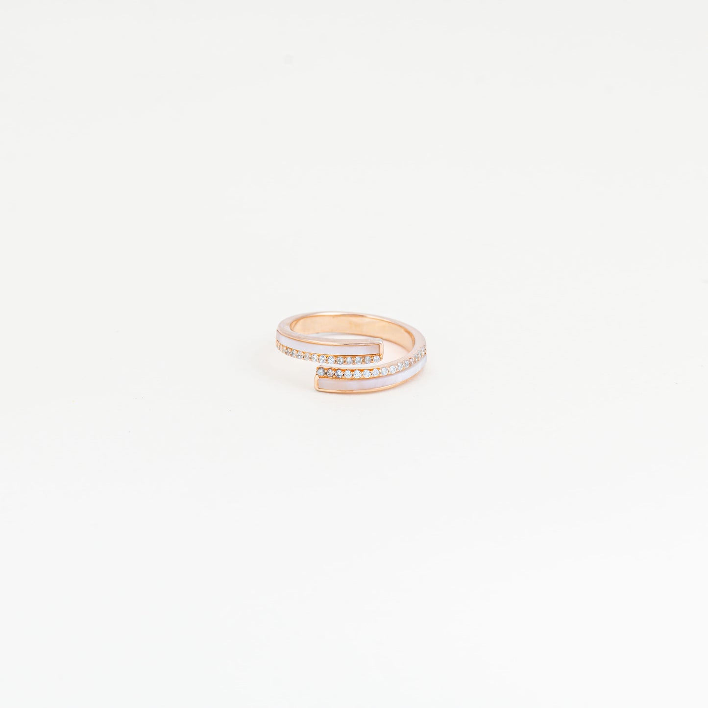 The Infinite Gleam Ring