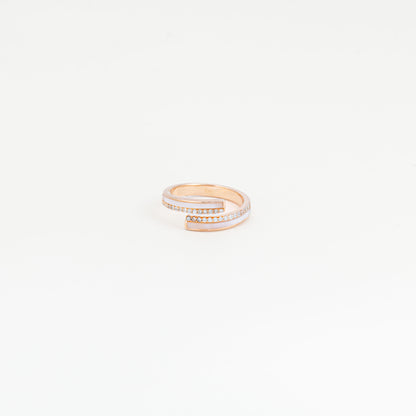 The Infinite Gleam Ring