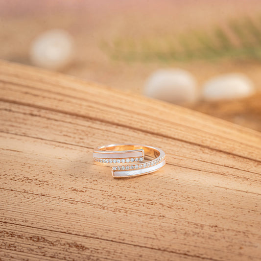 The Infinite Gleam Ring