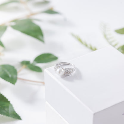 The Angel Wing Pearl Ring