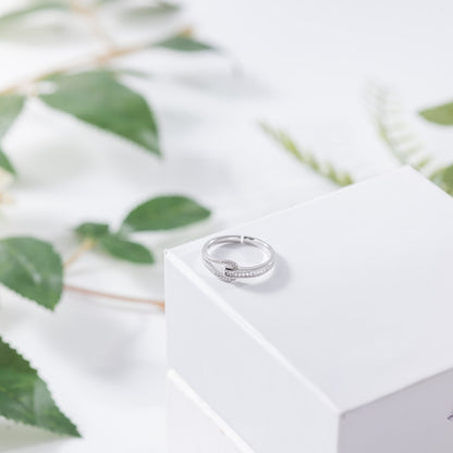 Modernist Cinch Ring