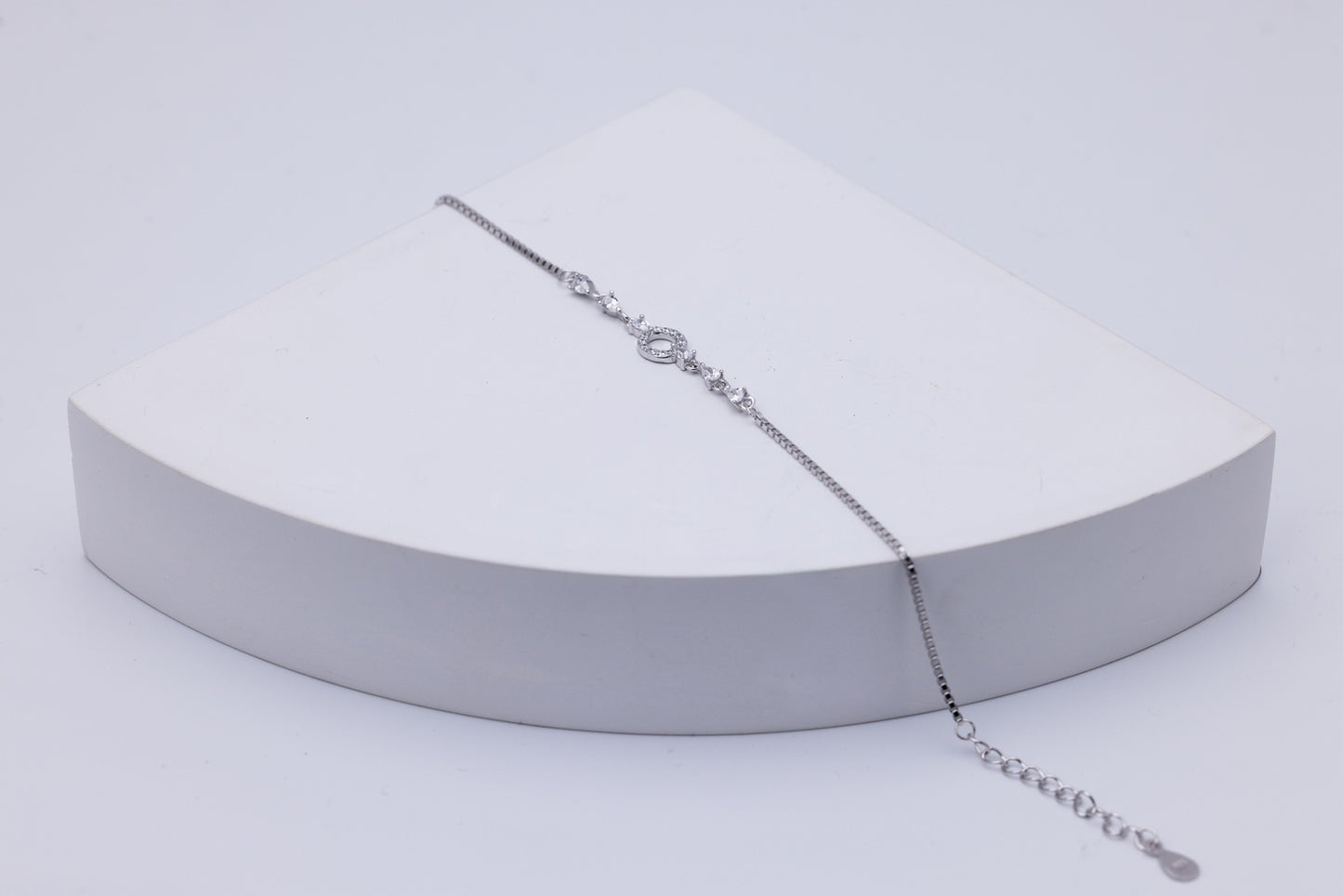 Serenity Circle Link
