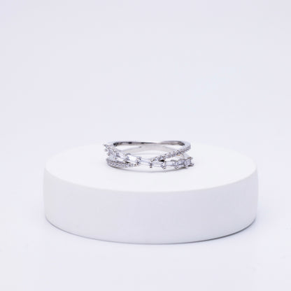 Baguette & Pavé Infinity Band