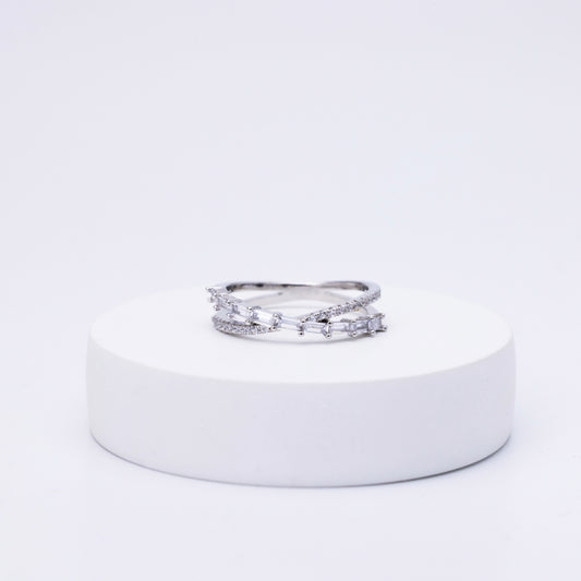 Baguette & Pavé Infinity Band