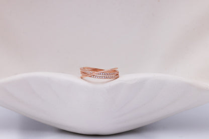 The Stellar Cross Ring