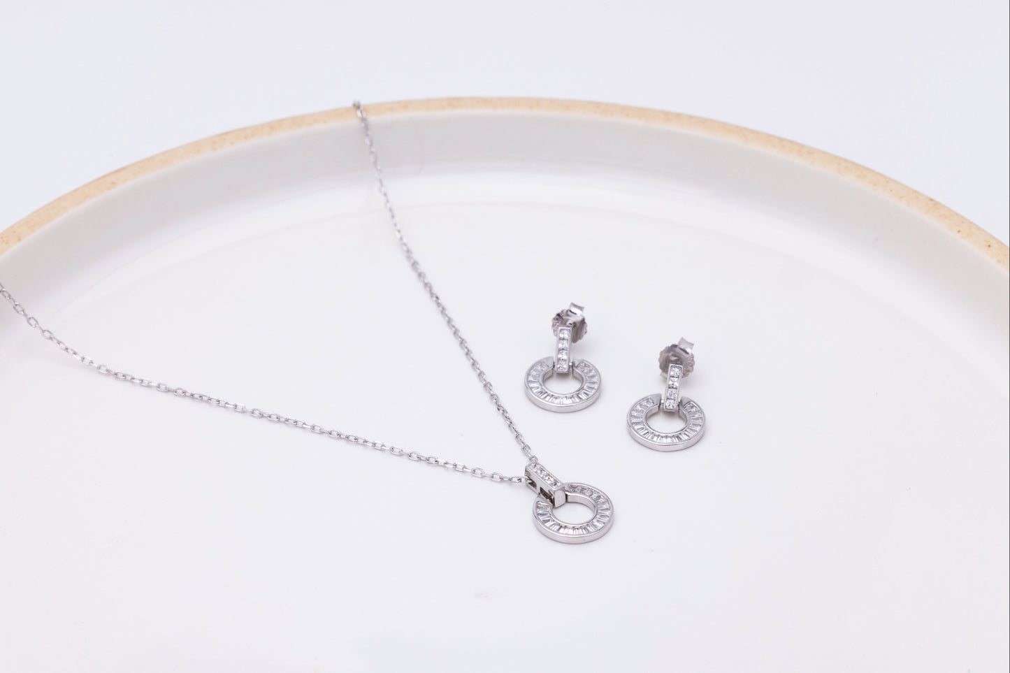 The Infinity Halo Set