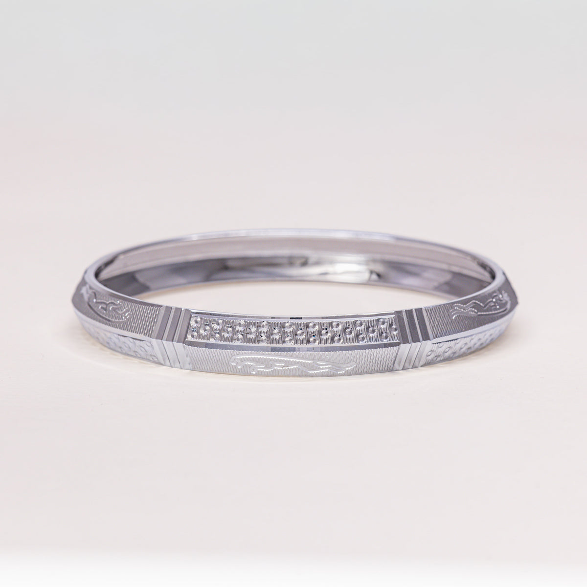 The Jaguar Crest Kada