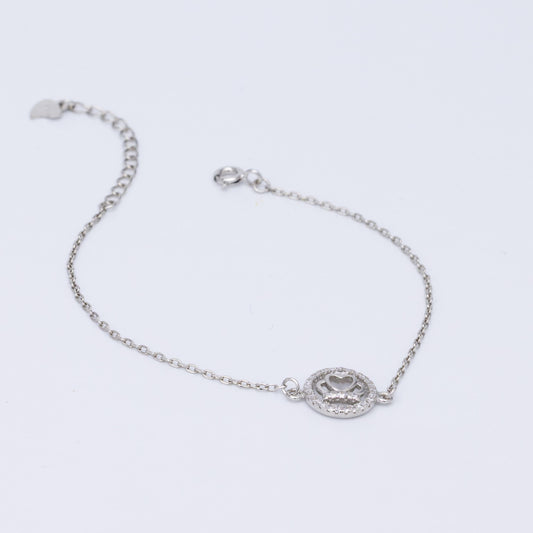The Queen's Bracelet
